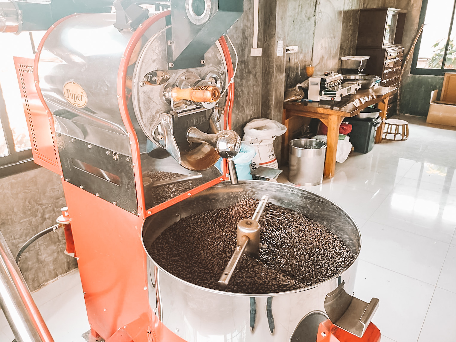 20200223-coffee-making-chiang-rai-thailand